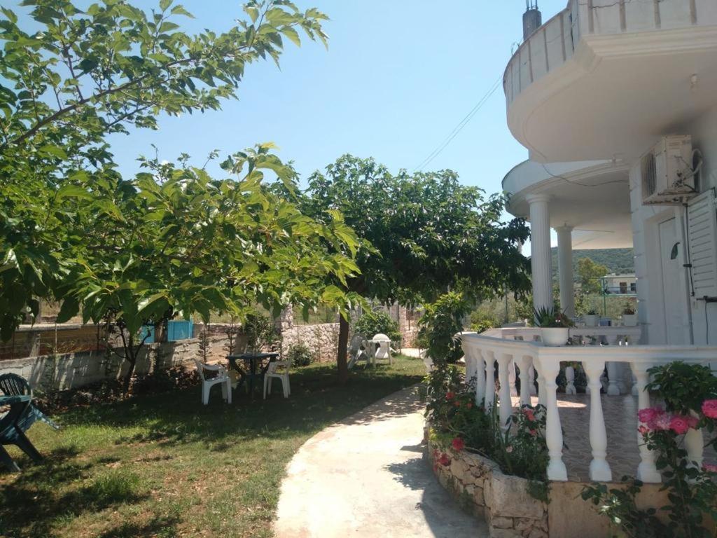 Ferienwohnung Vila Anxhela Ksamil Exterior foto